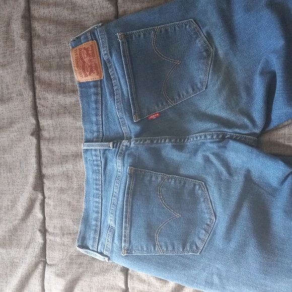Levi's jeans - Picture 3 of 3